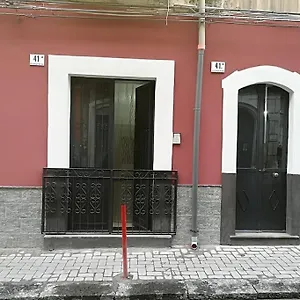 https://casa-vacanze-la-siciliana.sicilyhotelsitaly.net